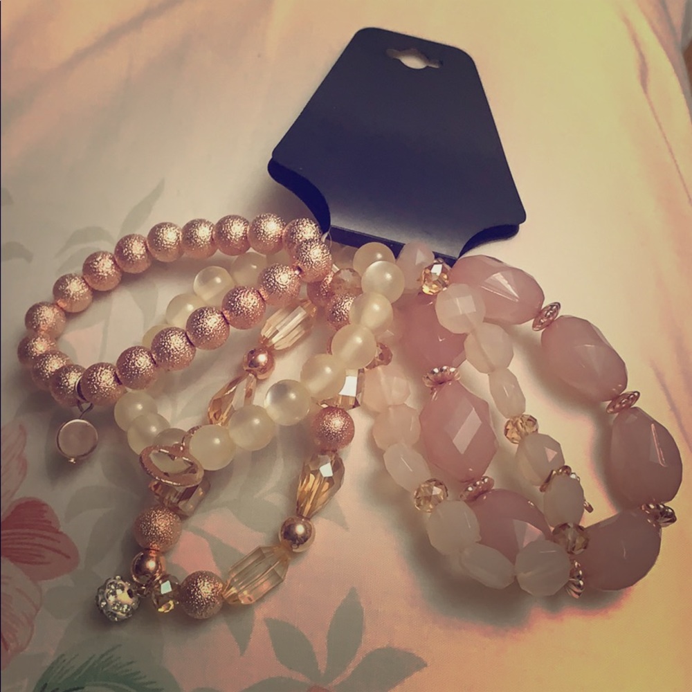 A beautiful set of bracelets 🥰